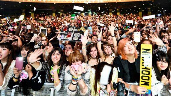 ¿CÓMO ES UN CONCIERTO DE KPOP EN EUROPA?